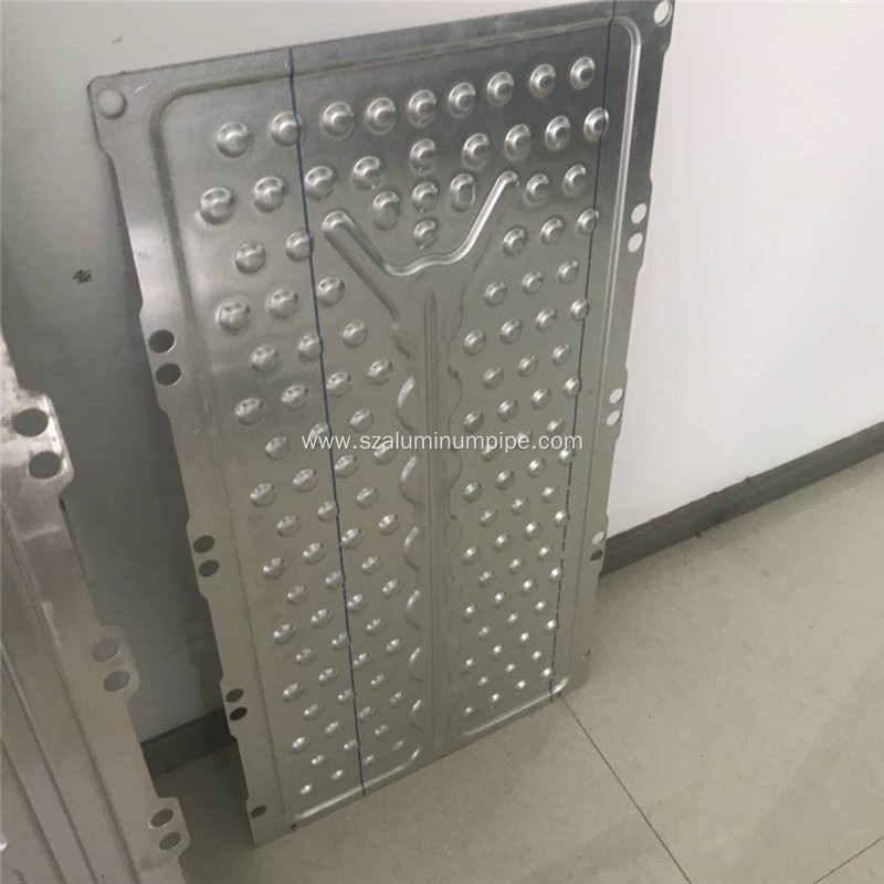 aluminum cold plates for electric vehicle heat exchange