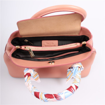 Medium size handbag with scarves