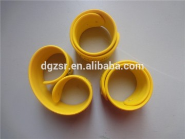 Colorful silicone slap bracelet for promotional gift