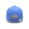 Himmelblau bestickter Baseballhut