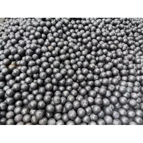 Wear resistant high chromium alloy ball