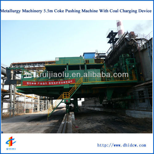 Metallurgy Machinery 5.5m Coke Pushing Machine With Coal Charging Device