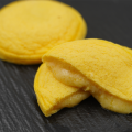 Ovo de queijo congelado
