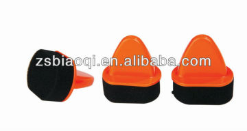 SPONGE BRUSH WITH HANDLE