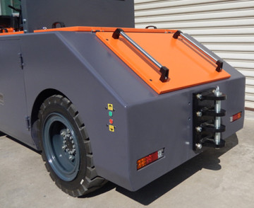 Large Four Wheel Battery Tractor