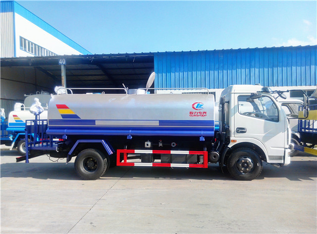 small water truck