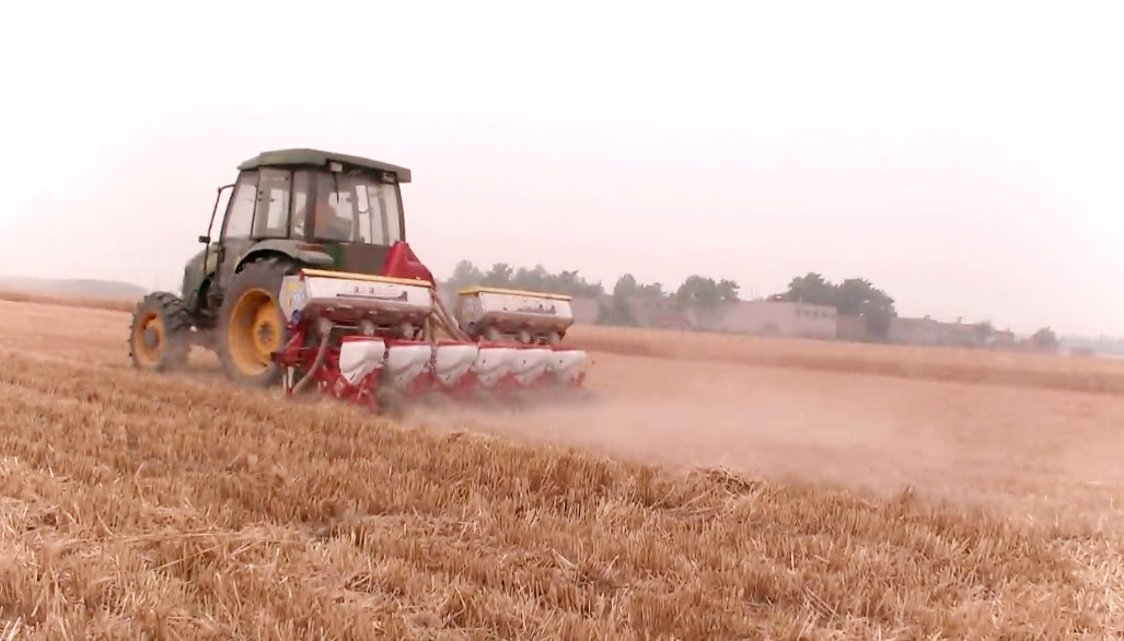 tractor mounted precision seed planter