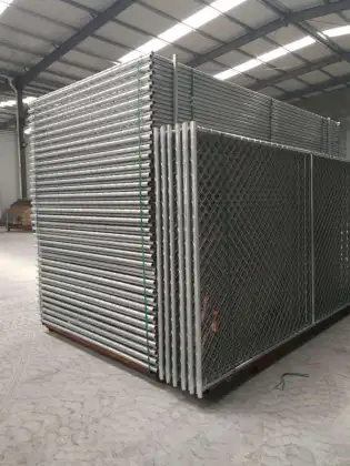 chain link fence dog kennel