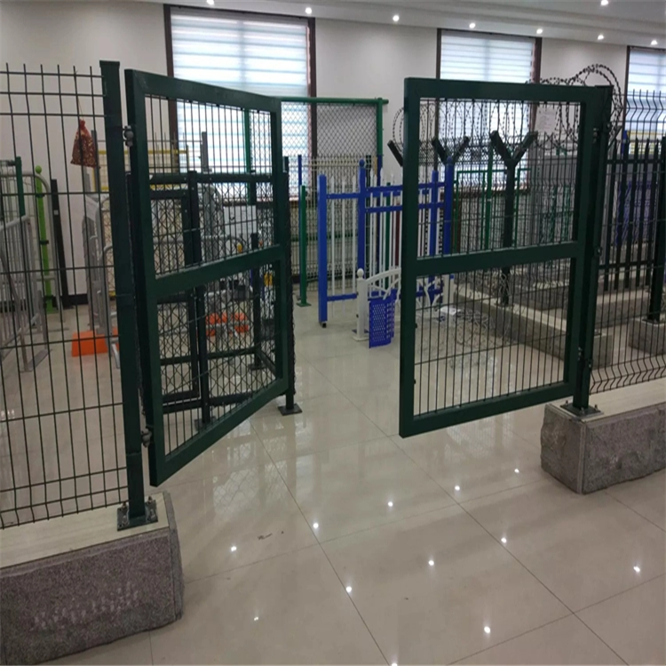 galvanized welded wire mesh metal garden fence gate