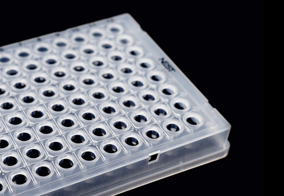 96-jamky 0,1 ml plné sukně PCR destičky