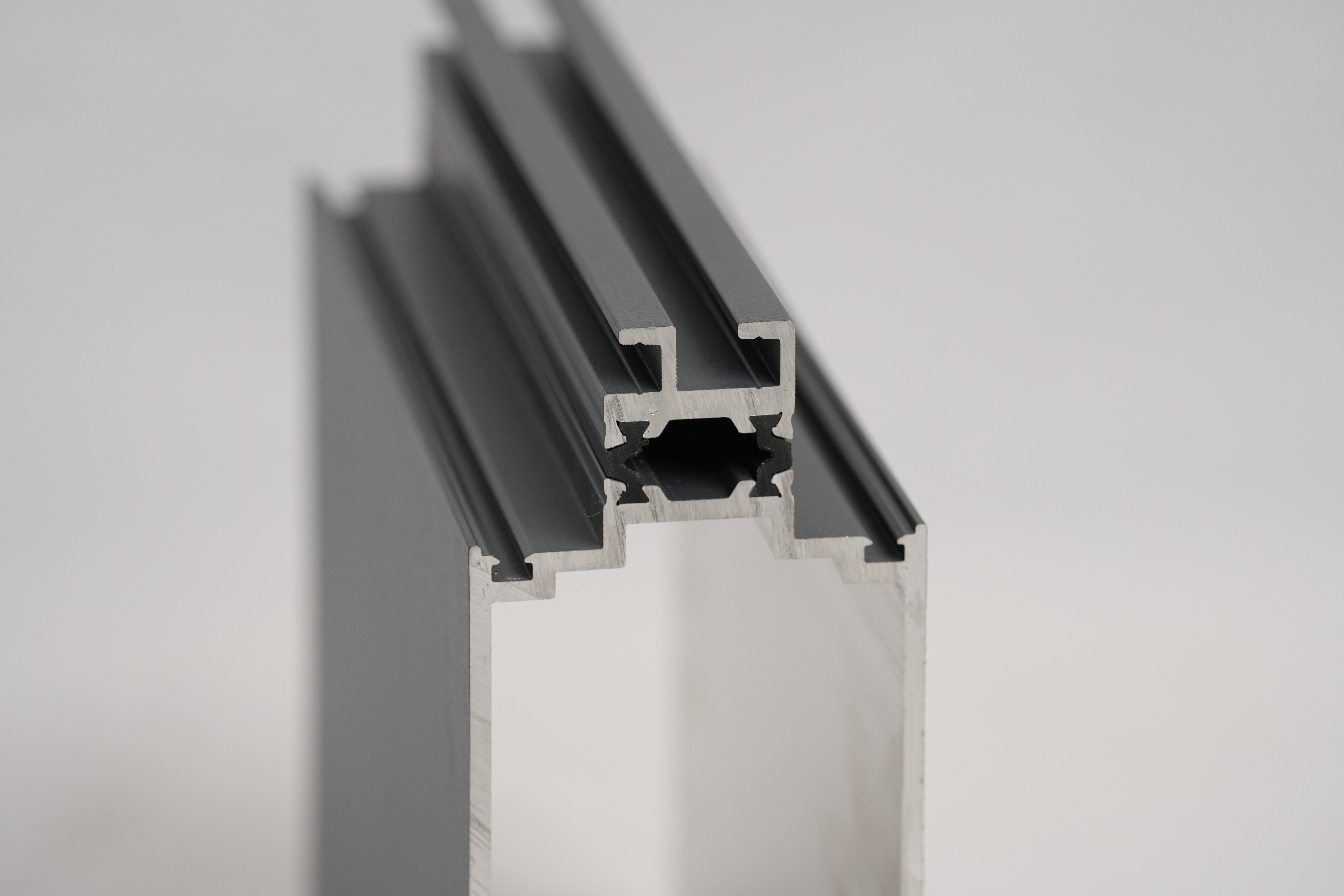 Structural curtain wall profiles