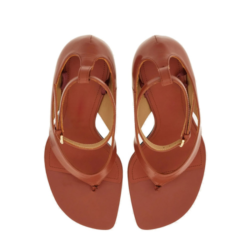 Elegant Leather Heel Sandals with Straps