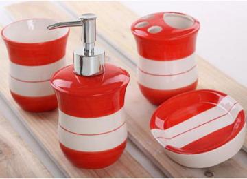 4 PC Of Dotted Ceramic Bath Set