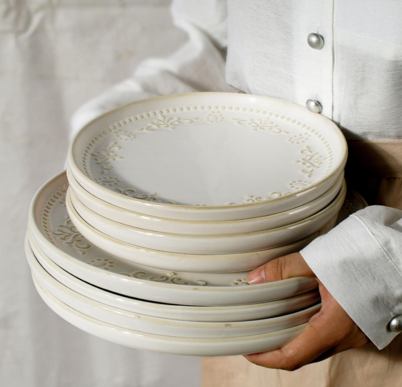 Classic European Dinner Plate for Fine Meals