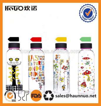 BPA Free Glass Water Bottle With Tea Filter Fruit Infuser bottle with Sleeve 580ml