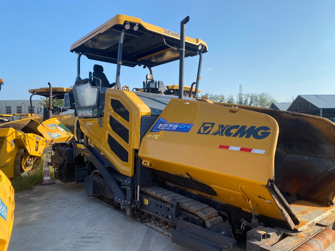XCMG Concrete Paver RP1005KDIV Versatile Form Paver