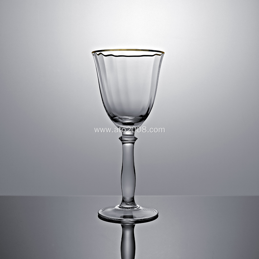 Gold rimmed crystal wine glass set