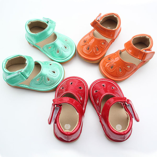 Mixcolor Baby Shoes với Sound Squeaky Shoes