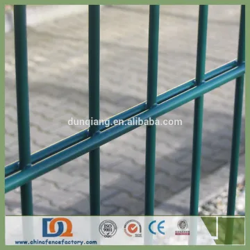 50*250mm Mesh Opening Double Weft Wire Mesh Fence