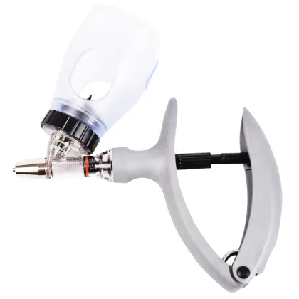 Automatic Veterinary Syringe for Continuous Injection and Vaccine Administration