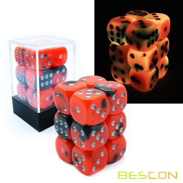 Bescon Two Tone Glowing Dice D6 16mm Set de 12pcs HOT ROCKS, 16mm Die Sided Die (12) Bloc de dés rougeoyant