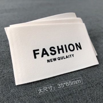Etichette patch di indumenti in poliestere e cotone personalizzati per abbigliamento e borse