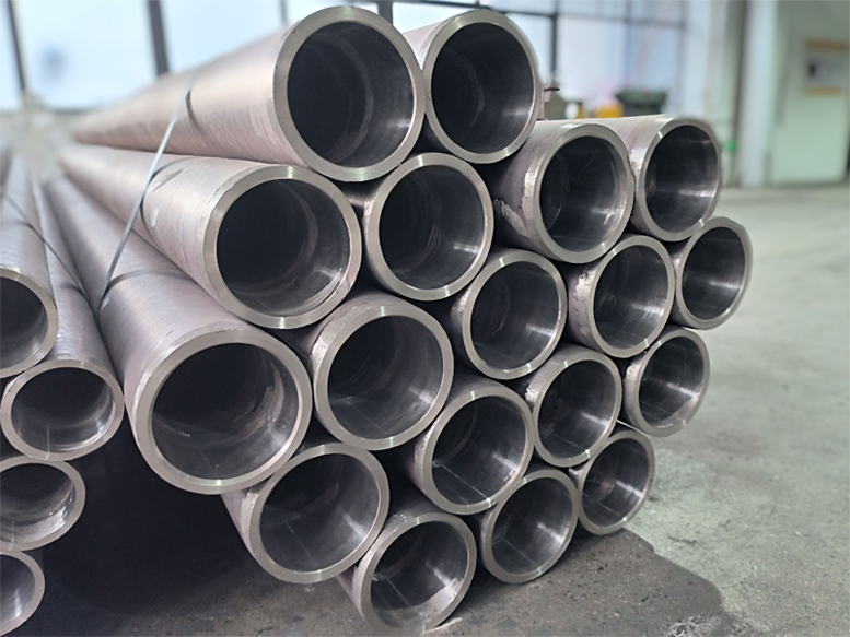 Titanium alloy pipe