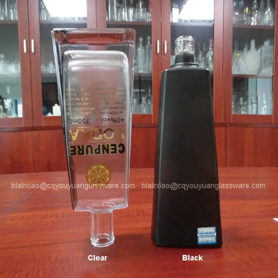 Super Flint Crystal Clear Large Vodka Bottles Liquor Glass Bottles 750 ML