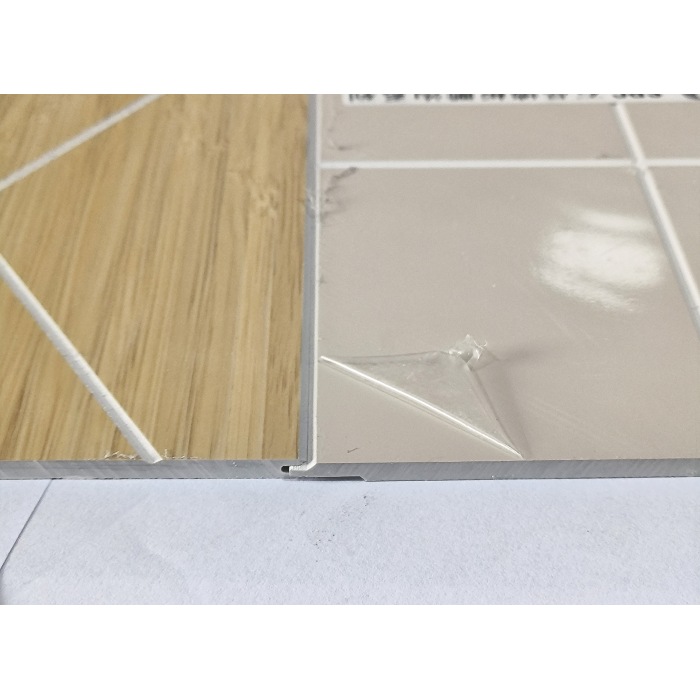 Bảng điều khiển tường SPC Thiết kế bằng chứng Moldtermite SPC Kích thước tùy chỉnh Kích hoạt cạnh Trimless Tích hợp cạnh hiện đại Công nghiệp mộc mạc Aesthe