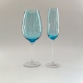 mundgeblasener blauer Kelchglas stielloser Weinbecher