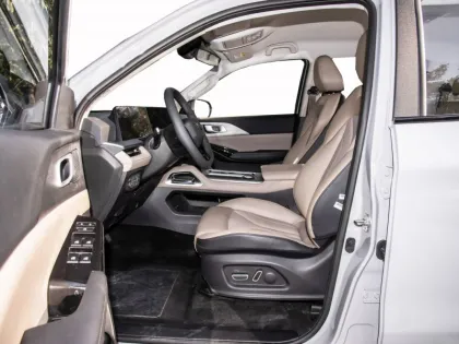 Changan Hunter Flagship Model