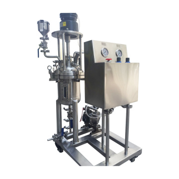 Vacuum pressure-relief concentrator tank