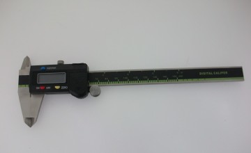 IP54 Water Resistant 176-376digital Caliper with Plastic Casing Vernier Caliper for Professional Use