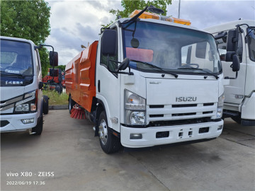8m3 ISUZU Street Sweeper Truck