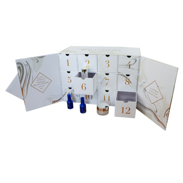 Luxury Beauty Advent Calendar 2022: Toys, Chocolates, and Skincare