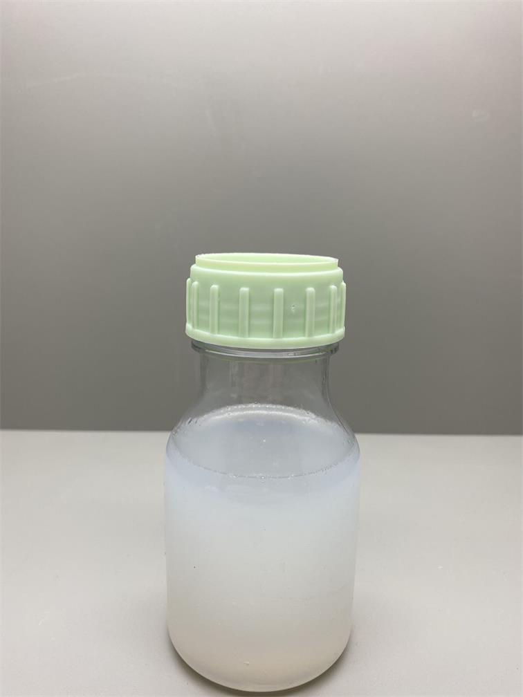 Significantly effective color deepener agent for polyester