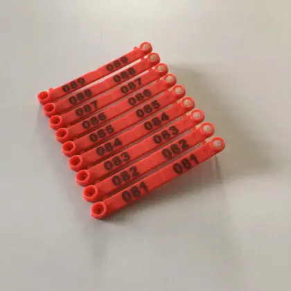 rooaster red wing tag