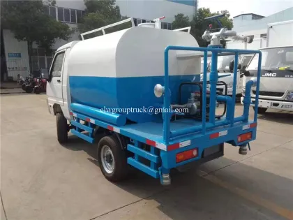 CLW 4x2 water spray sprinkles truck