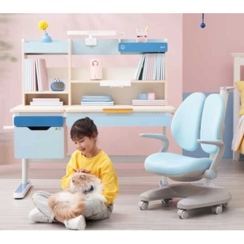 Banchi per computer per bambini di alta qualità con sedie