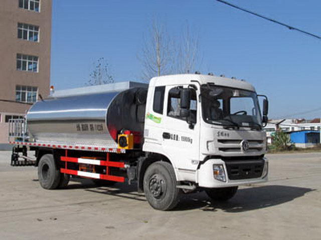 دونغفنغ شاحنة الأسفلت الرش للبناء البلدية