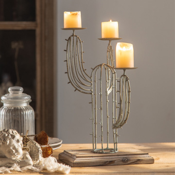 Creative Retro Iron Cactus Candlestick Table Top Decoration