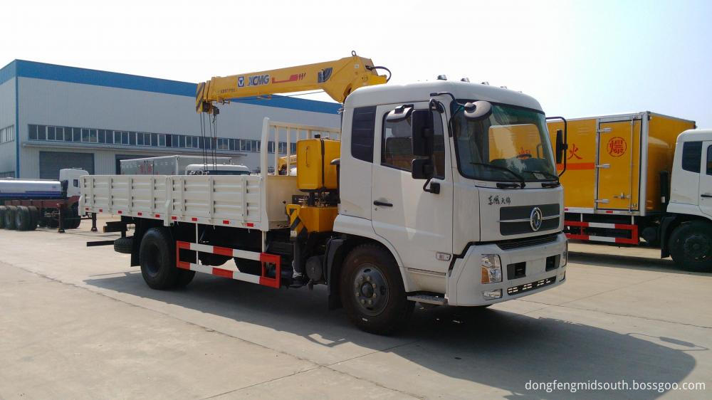 Dfl1120 Truck With Crane 2 Jpg