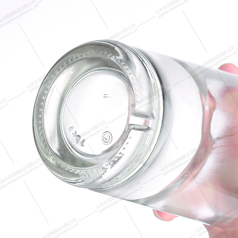 High quality empty glass liquor bottle wholesale