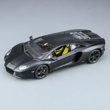 Burago 1:24 Aventador LP700-4 Diecast Toy Car Model