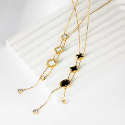 Luxury Titanium Clover Mini Necklace