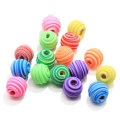 Bunte 10mm weiche Tonpolymerperlen 100Pcs Spiralmuster runder loser Raumperlenball für Schmuckarmbandherstellung DIY