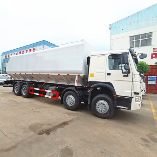 Sinotruk Howo 40CBM Bulk Feed Truck