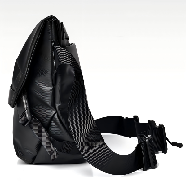 Durable Lightweight Crossbody Bag for Men