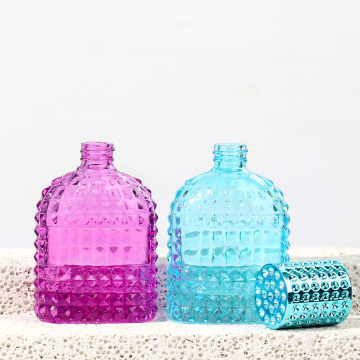 Round transparent glass perfume bottles