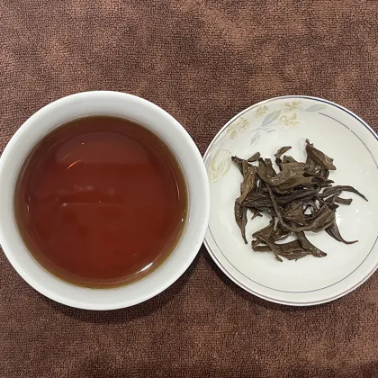 Hunan United Tea Yunnan black tea OP dian hong silimiliar to ceylon black tea